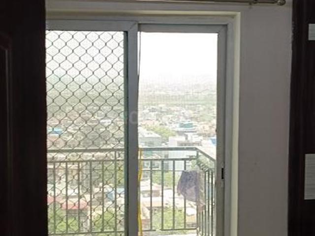 2 BHK Apartment in Vaishali for rent Ghaziabad. The reference number is 21269256
