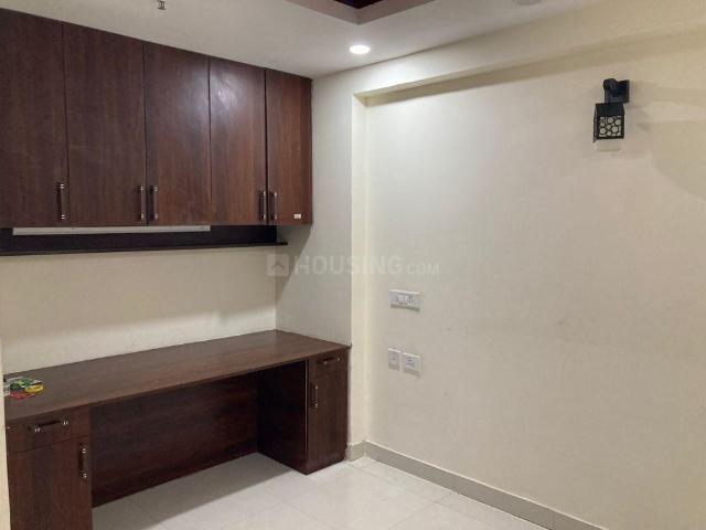 2 BHK Apartment in Vaishali for resale Ghaziabad. The reference number is 19676269