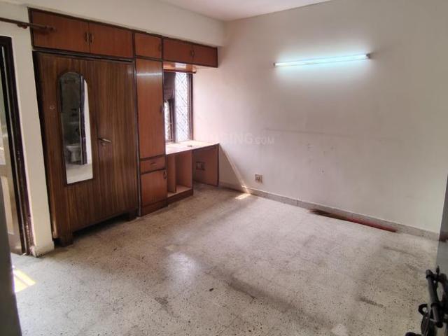 2 BHK Apartment in Vaishali for resale Ghaziabad. The reference number is 21302874
