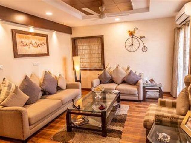 2 BHK Apartment in Vaishali for resale Ghaziabad. The reference number is 21381584