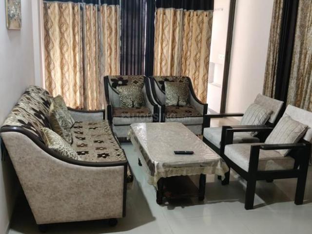 2 BHK Apartment in Vaishno Devi Circle for rent Ahmedabad. The reference number is 19474195