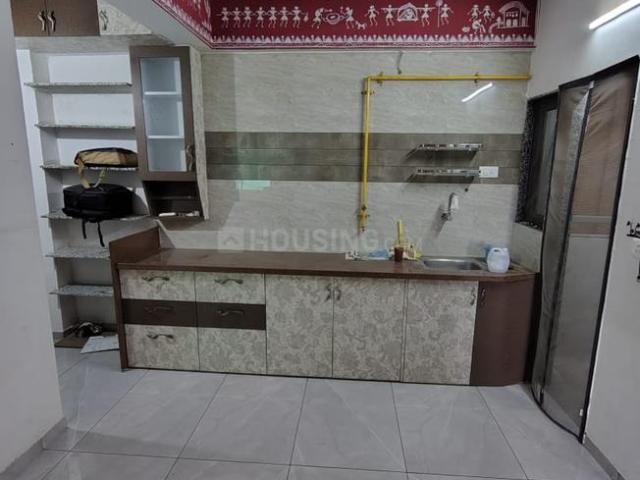2 BHK Apartment in Vaishno Devi Circle for rent Ahmedabad. The reference number is 19516276