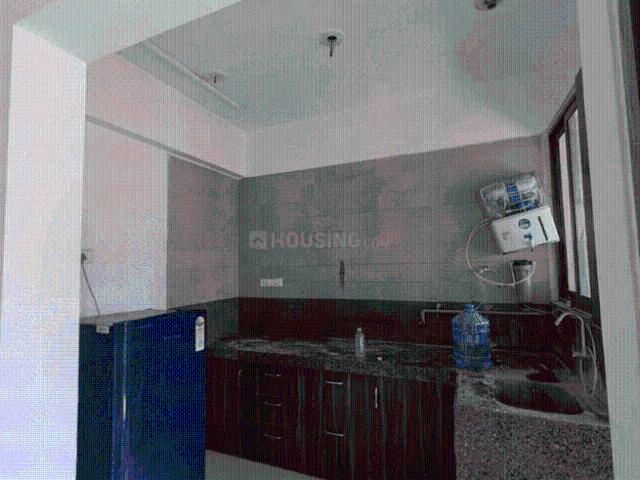 2 BHK Apartment in Vaishno Devi Circle for rent Ahmedabad. The reference number is 19926727