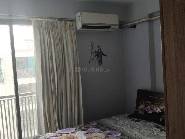 2 BHK Apartment in Vaishno Devi Circle for rent Ahmedabad. The reference number is 19935181