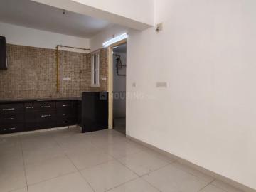 2 BHK Apartment in Vaishno Devi Circle for rent Ahmedabad. The reference number is 19976270