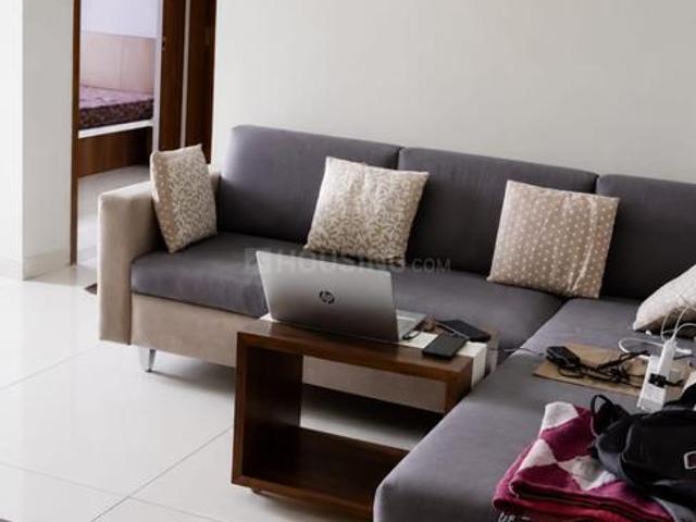 2 BHK Apartment in Vaishno Devi Circle for rent Ahmedabad. The reference number is 20774694