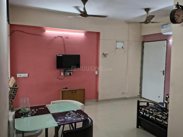 2 BHK Apartment in Vaishno Devi Circle for rent Ahmedabad. The reference number is 20908221