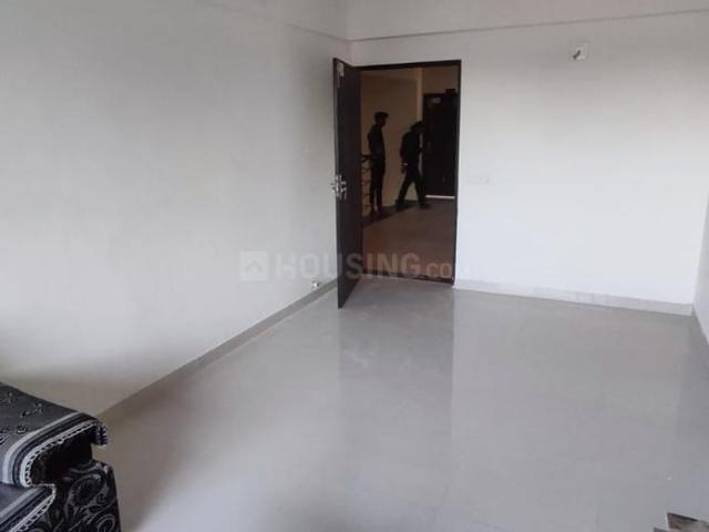 2 BHK Apartment in Vaishno Devi Circle for rent Ahmedabad. The reference number is 20026802