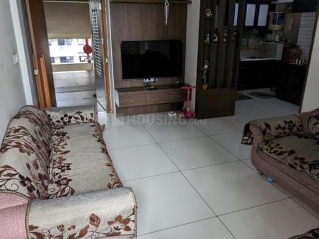 2 BHK Apartment in Vaishno Devi Circle for rent Ahmedabad. The reference number is 20026102