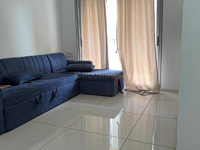 2 BHK Apartment in Vaishno Devi Circle for rent Ahmedabad. The reference number is 20084593