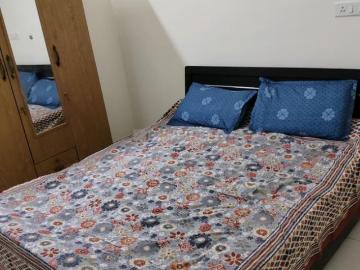 2 BHK Apartment in Vaishno Devi Circle for rent Ahmedabad. The reference number is 20103671