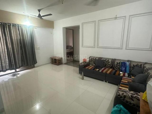 2 BHK Apartment in Vaishno Devi Circle for rent Ahmedabad. The reference number is 20172324