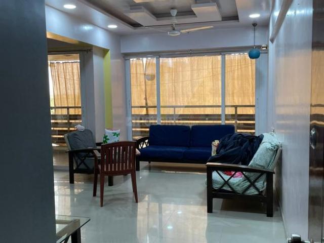2 BHK Apartment in Vaishno Devi Circle for rent Ahmedabad. The reference number is 20348720