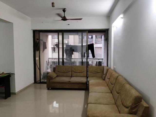 2 BHK Apartment in Vaishno Devi Circle for rent Ahmedabad. The reference number is 20389816