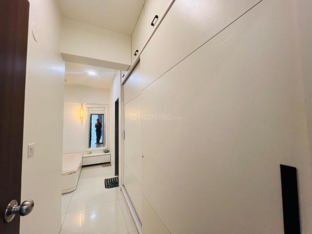2 BHK Apartment in Vaishno Devi Circle for rent Ahmedabad. The reference number is 21360159
