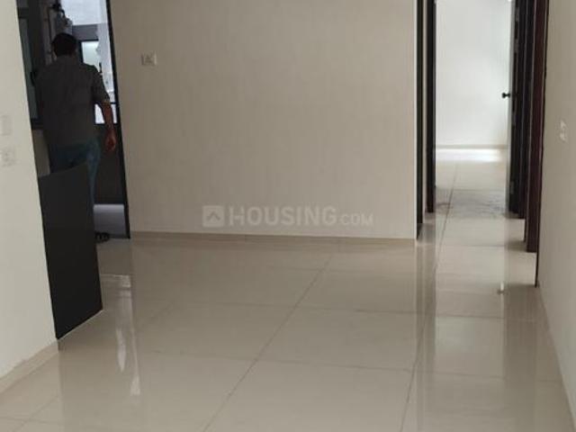 2 BHK Apartment in Vaishno Devi Circle for resale Ahmedabad. The reference number is 17598443