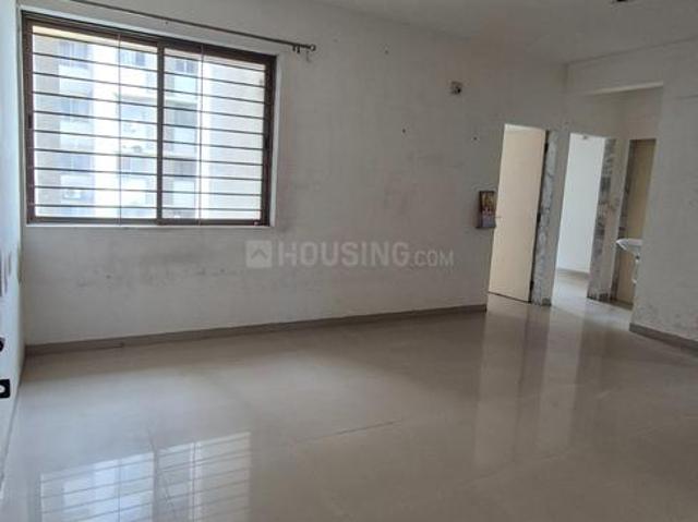 2 BHK Apartment in Vaishno Devi Circle for resale Ahmedabad. The reference number is 18443809
