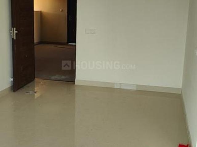2 BHK Apartment in Vaishno Devi Circle for resale Ahmedabad. The reference number is 19437529