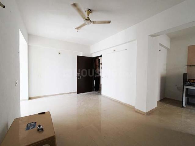 2 BHK Apartment in Vaishno Devi Circle for resale Ahmedabad. The reference number is 20583978