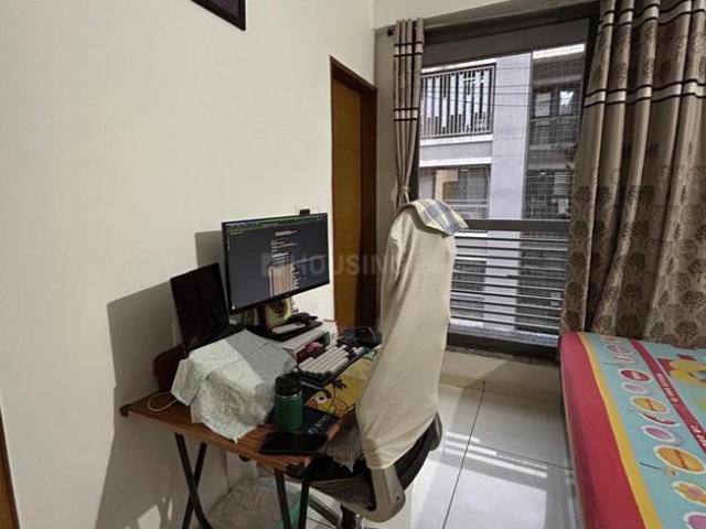 2 BHK Apartment in Vaishno Devi Circle for resale Ahmedabad. The reference number is 21128883