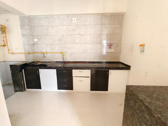 2 BHK Apartment in Vaishno Devi Circle for resale Ahmedabad. The reference number is 21295202