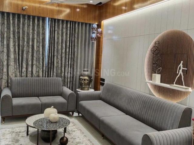 2 BHK Apartment in Vaishno Devi Circle for resale Ahmedabad. The reference number is 21205605