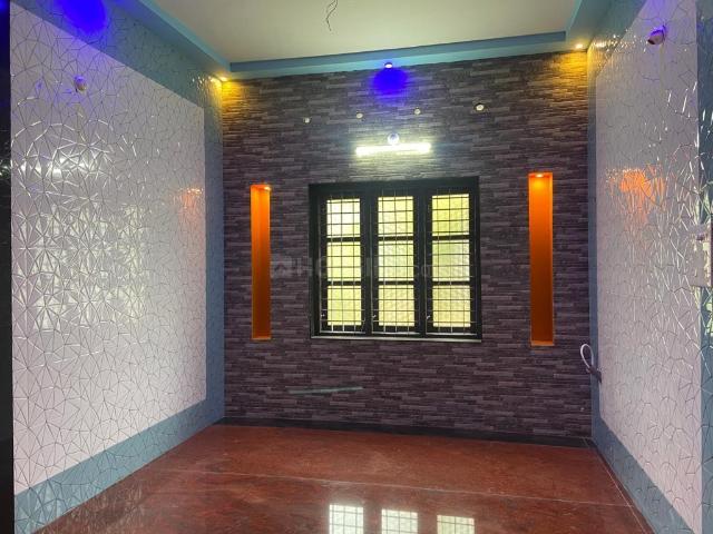 2 BHK Apartment in Vandanam for rent Alappuzha. The reference number is 20596049