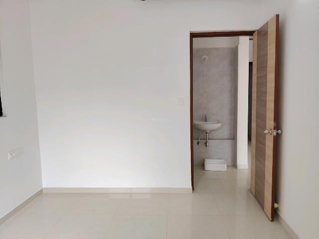2 BHK Apartment in Vardoli for rent Navi Mumbai. The reference number is 17176301
