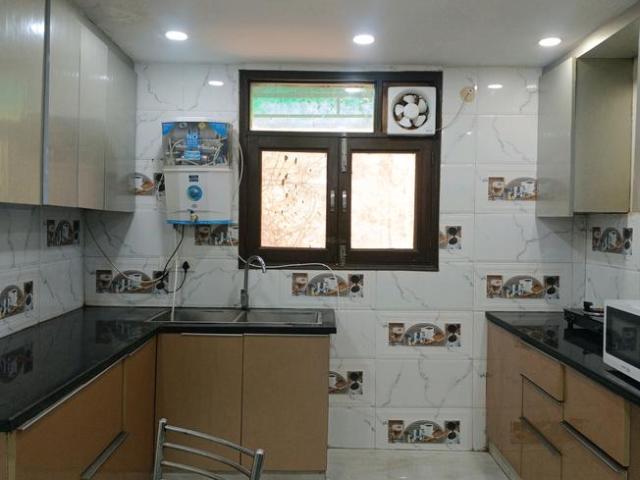 2 BHK Apartment in Vasant Kunj for rent New Delhi. The reference number is 19450992