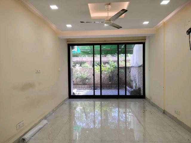 2 BHK Apartment in Vasant Kunj for rent New Delhi. The reference number is 19729388