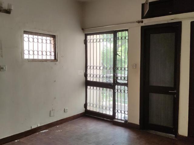2 BHK Apartment in Vasant Kunj for rent New Delhi. The reference number is 20455334