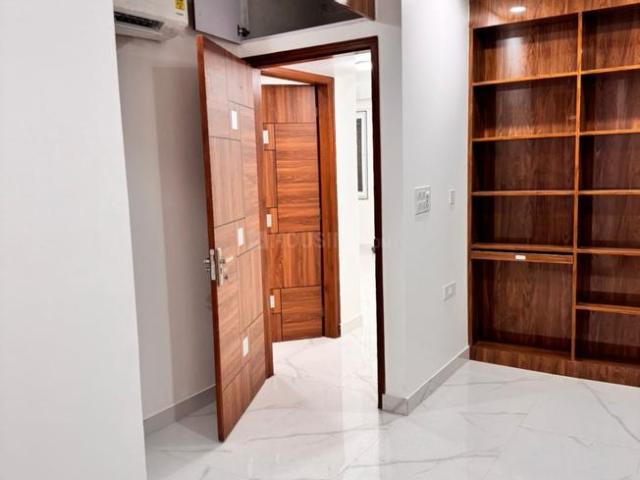 2 BHK Apartment in Vasant Kunj for rent New Delhi. The reference number is 20638276