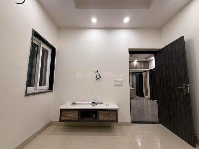 2 BHK Apartment in Vasant Kunj for rent New Delhi. The reference number is 20651708