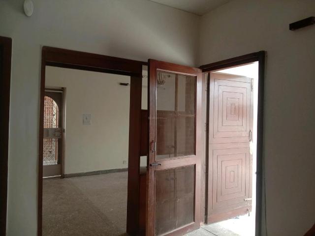 2 BHK Apartment in Vasant Kunj for rent New Delhi. The reference number is 20711323