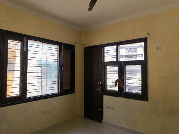 2 BHK Apartment in Vasant Kunj for resale New Delhi. The reference number is 19604922