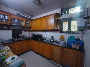 2 BHK Apartment in Vasant Kunj for resale New Delhi. The reference number is 20087941