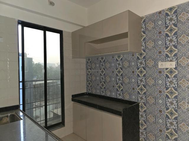 2 BHK Apartment in Vasai East for resale Vasai. The reference number is 19160821