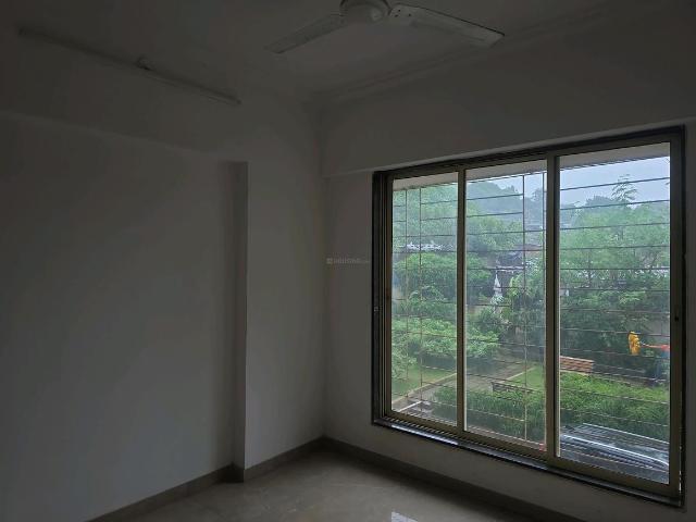 2 BHK Apartment in Vasai East for resale Vasai. The reference number is 19689171
