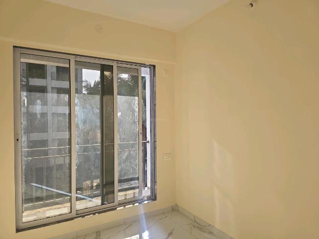 2 BHK Apartment in Vasai East for resale Vasai. The reference number is 19704010