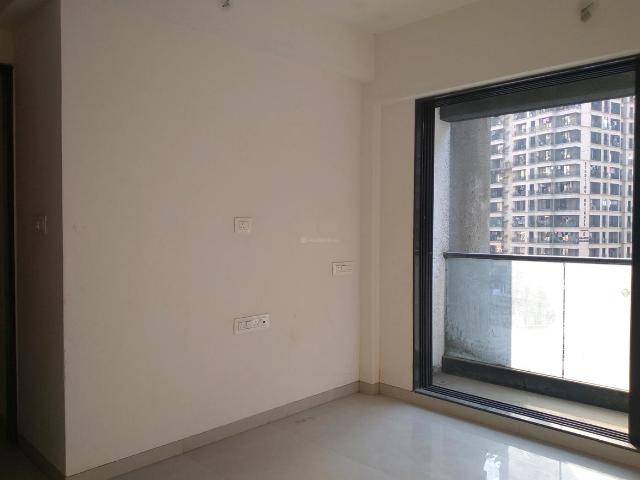 2 BHK Apartment in Vasai East for resale Vasai. The reference number is 19744521