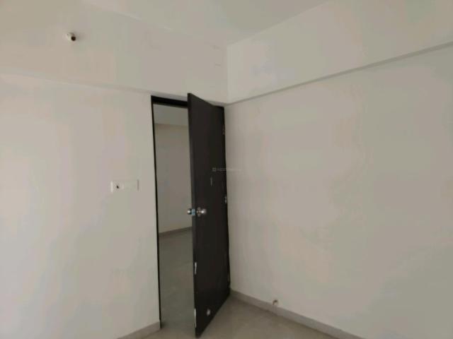 2 BHK Apartment in Vasai East for resale Vasai. The reference number is 19744583