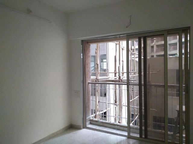 2 BHK Apartment in Vasai East for resale Vasai. The reference number is 19945433