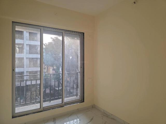 2 BHK Apartment in Vasai East for resale Vasai. The reference number is 20129733