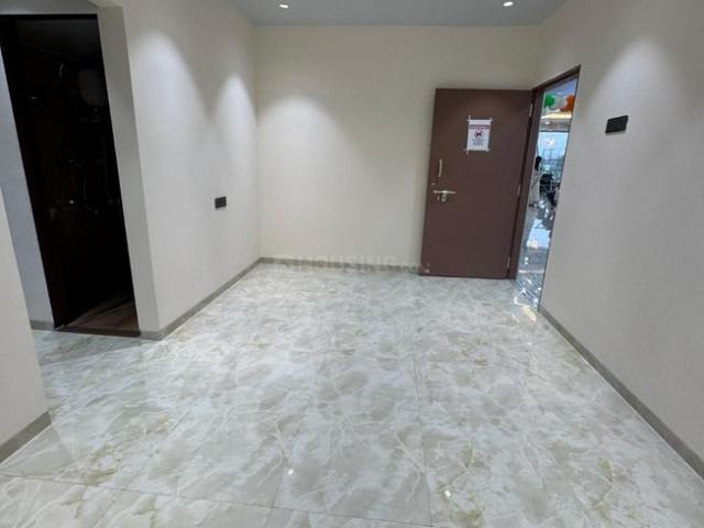 2 BHK Apartment in Vasai East for resale Vasai. The reference number is 20193995