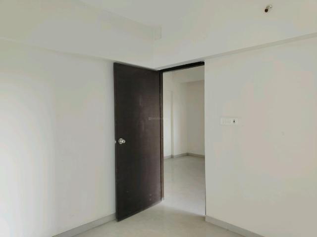 2 BHK Apartment in Vasai East for resale Vasai. The reference number is 20472699