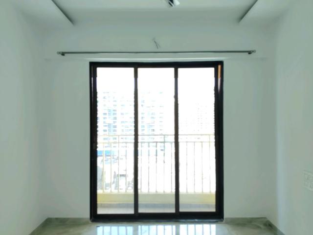 2 BHK Apartment in Vasai East for resale Vasai. The reference number is 20473485