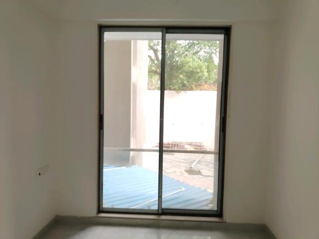 2 BHK Apartment in Vasai East for resale Vasai. The reference number is 20537793