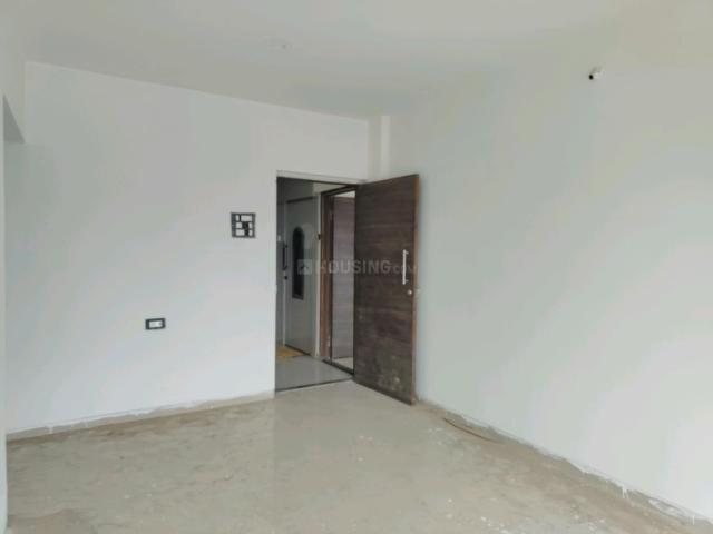 2 BHK Apartment in Vasai East for resale Vasai. The reference number is 20996320