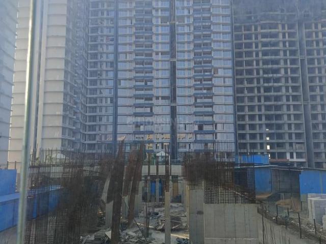 2 BHK Apartment in Vasai West for resale Vasai. The reference number is 18884388