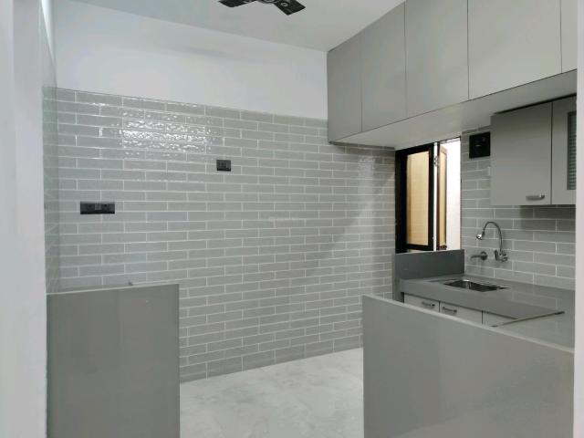 2 BHK Apartment in Vasai West for resale Vasai. The reference number is 19298954
